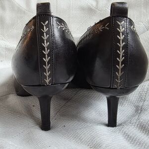 Elegant Black Leather Women's Heels